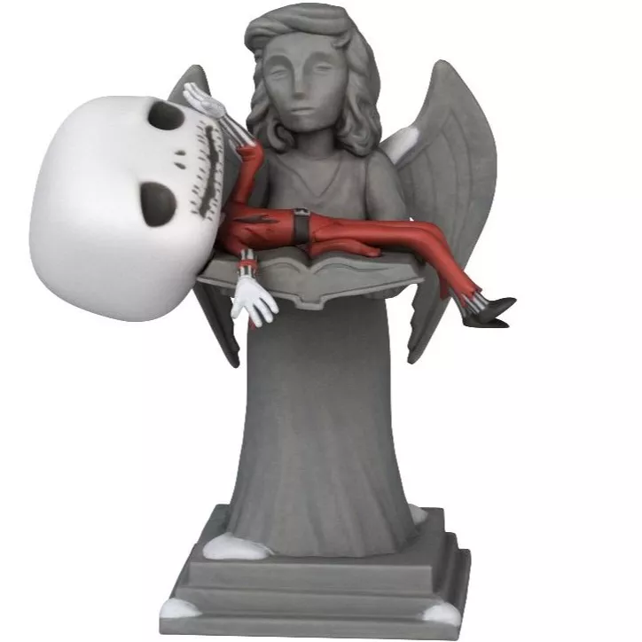 Jack on Angel Statue