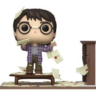 Harry Potter with Hogwarts Letters