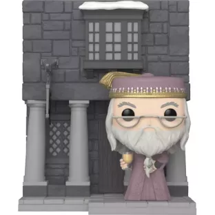 Albus Dumbledore with Hog's Head Inn