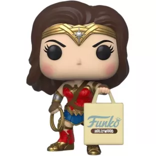 Wonder Woman W/Hollywood Bag image