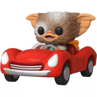 Gizmo in Red Car image