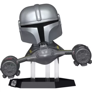The Mandalorian in N-1 Starfighter (with R5-D4)